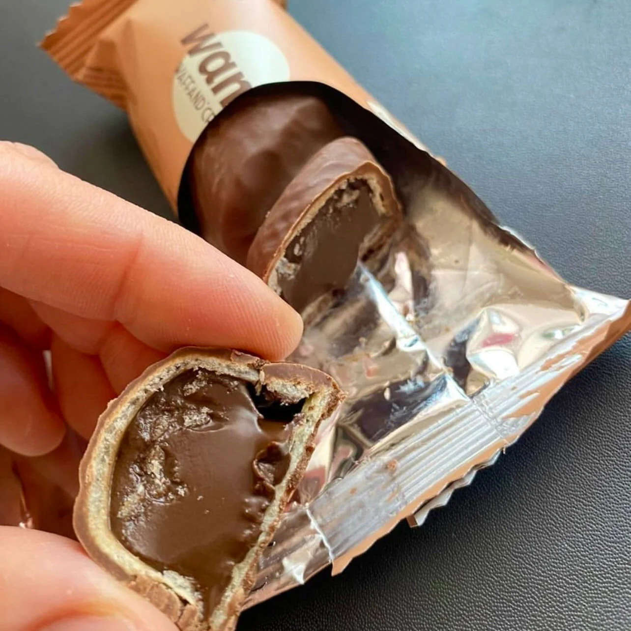 WANA Waffand'Cream "Kinder Bueno" Keto Protein Bar (1 bar) - Image 4